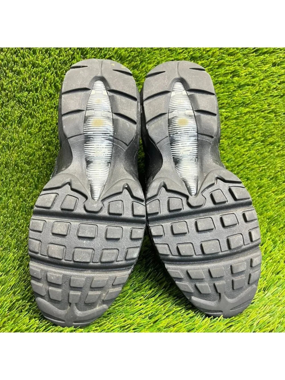Nike please review